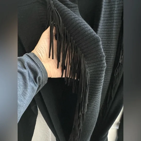 Neiman Marcus Black Open-Front Cardigan - Picture 5 of 7